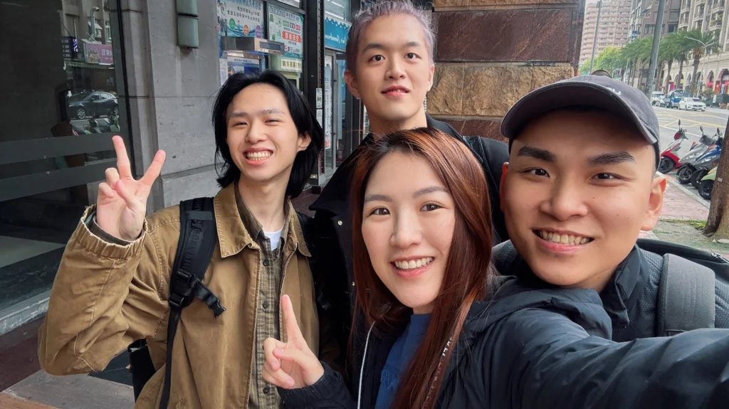 Zeabur 使用案例:網站部署、AI Hub、龍蝦 OpenClaw、VPS(內有 5 折優惠碼) 1 IMG 2994 squashed