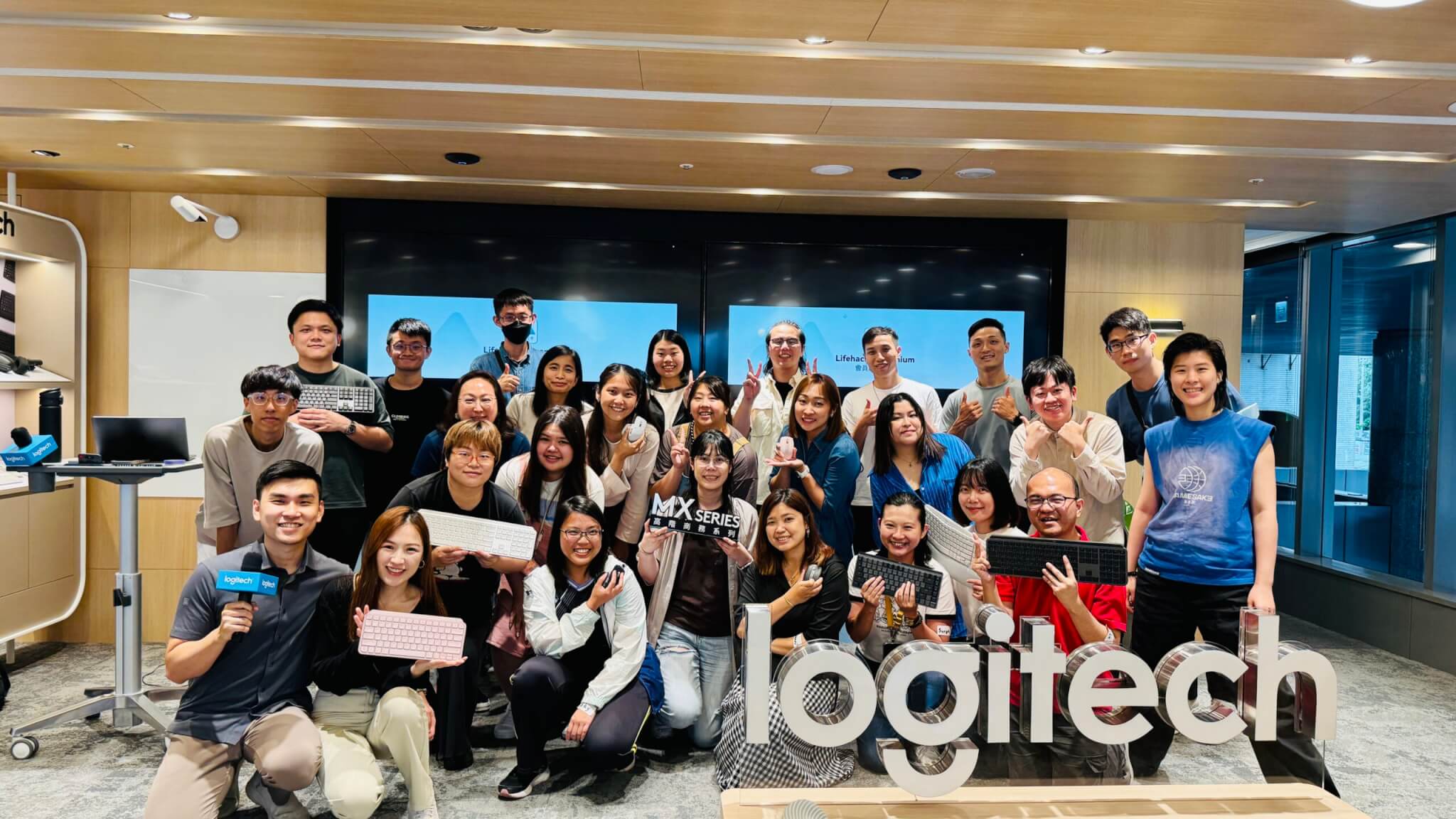 用五年打造付費會員社群?生活黑客群島、訂閱服務全紀錄 14 2024 羅技小聚